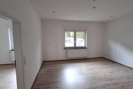 Wohnung Mespelbrunn - 3.5 Zimmer, 105 m&sup2;, 840&euro; | Angebot:25990564