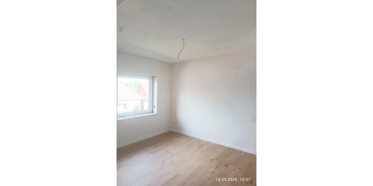 Dachgeschoßwohnung Saterland - 3 Zimmer, 64 m&sup2;, 700&euro; | Angebot:26129905