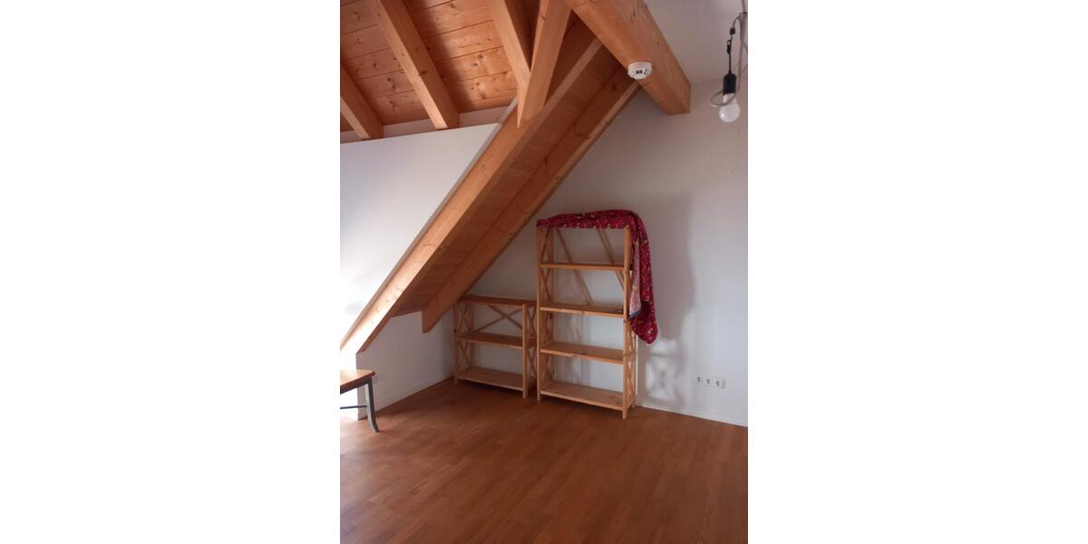 Dachgeschoßwohnung Burgheim - 2 Zimmer, 70 m&sup2;, 1.150&euro; | Angebot:24561656