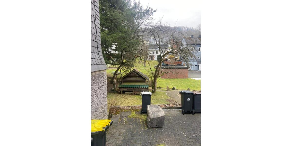 Erdgeschoßwohnung Siegen Eiserfeld - 4 Zimmer, 93 m&sup2;, 800&euro; | Angebot:24781965