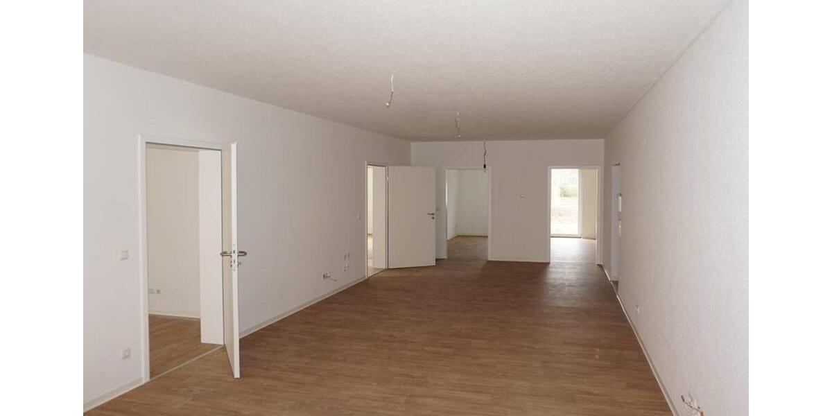 Erdgeschoßwohnung Weimar Lützendorf - 5 Zimmer, 124 m&sup2;, 980&euro; | Angebot:22051279