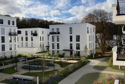 Helle 4-Zimmer-Wohnung mit Komfort: 2 Bäder und Tiefgaragenoption 4 zimmer