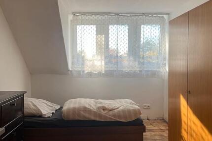 Furnished Room in 4er WG