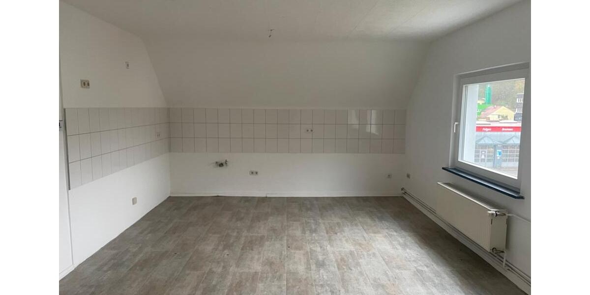 Dachgeschoßwohnung Iserlohn - 3 Zimmer, 80 m&sup2;, 500&euro; | Angebot:26366507