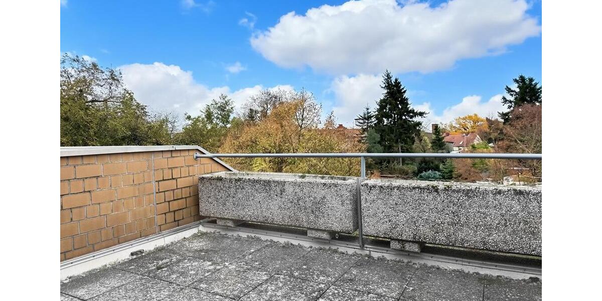 Dachgeschoßwohnung Stendal - 3 Zimmer, 92 m&sup2;, 542&euro; | Angebot:24768088