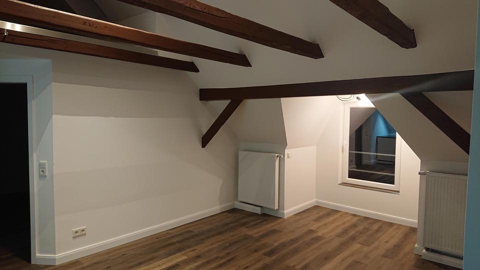 Dachgeschoßwohnung Nordenham - 3 Zimmer, 60 m&sup2;, 750&euro; | Angebot:25840541