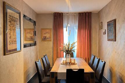 Wohnung Plauen Altstadt - 5 Zimmer, 130 m&sup2;, 1.000&euro; | Angebot:26405227