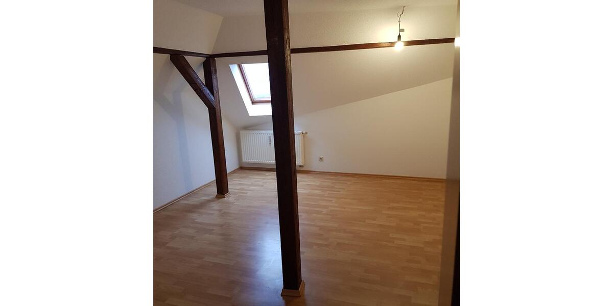 2-Raum-Wohnung, 70 qm., ruhig gelegen 2 zimmer