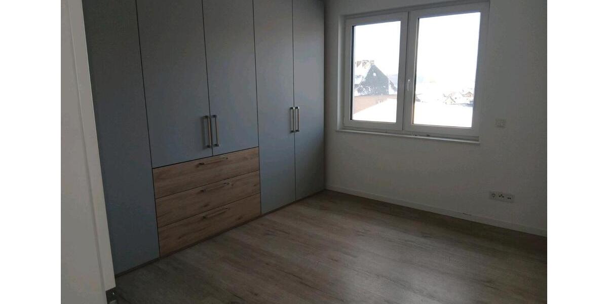 Etagenwohnung Rittersdorf - 3 Zimmer, 116 m&sup2;, 1.450&euro; | Angebot:23683306