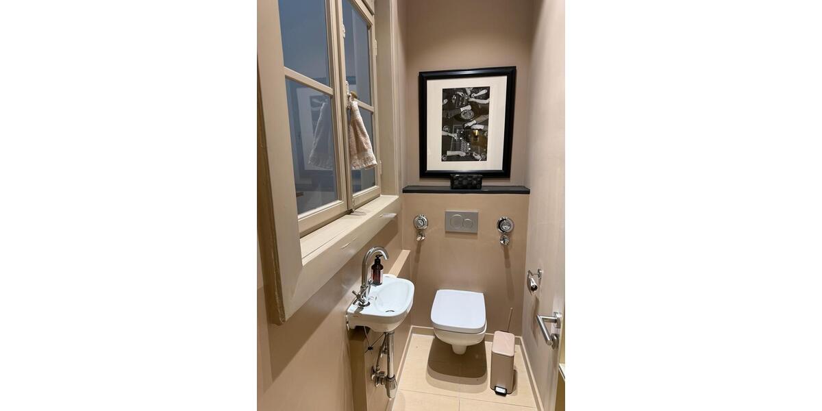 Etagenwohnung Wedel - 4 Zimmer, 169 m&sup2;, 3.890&euro; | Angebot:24535940