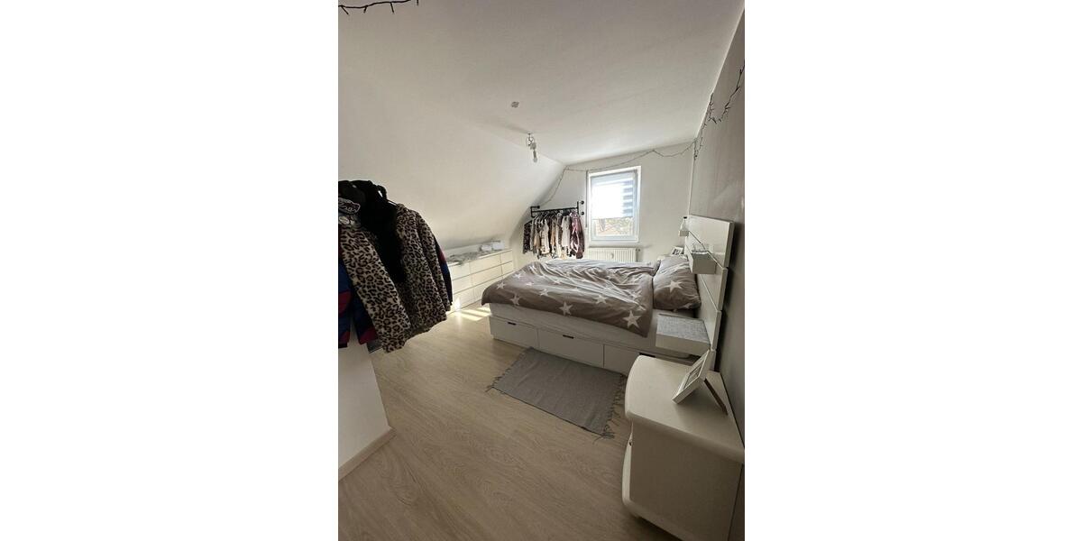 Dachgeschoßwohnung Westerkappeln - 5 Zimmer, 90 m&sup2;, 895&euro; | Angebot:26131000