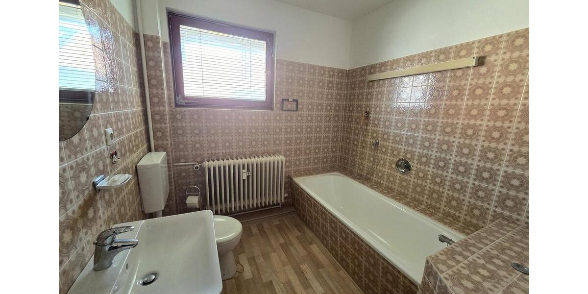 Etagenwohnung Bad Rodach - 6 Zimmer, 150 m&sup2;, 900&euro; | Angebot:26094590