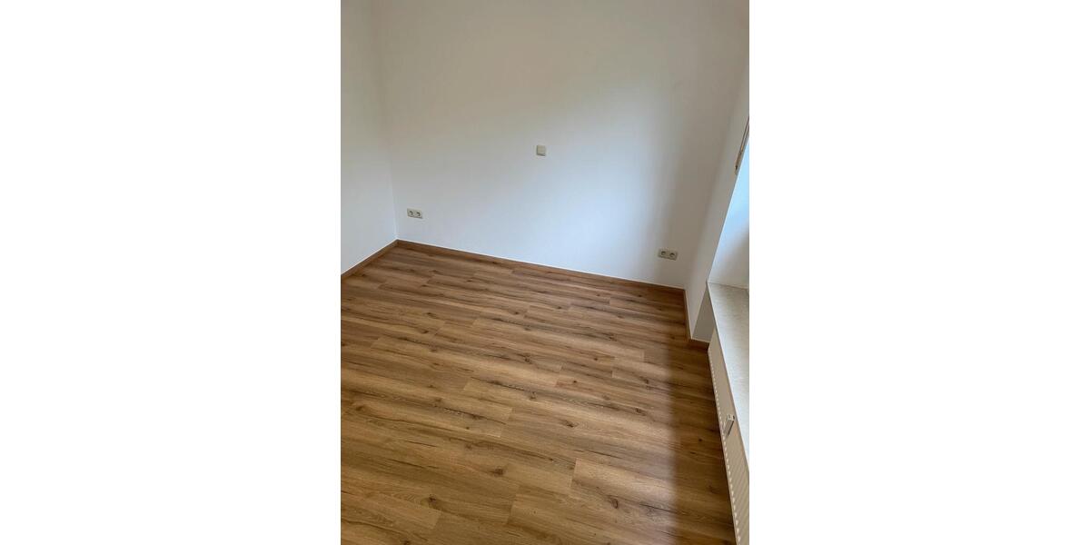 Erdgeschoßwohnung Waldkraiburg - 2 Zimmer, 40 m&sup2;, 780&euro; | Angebot:26620615