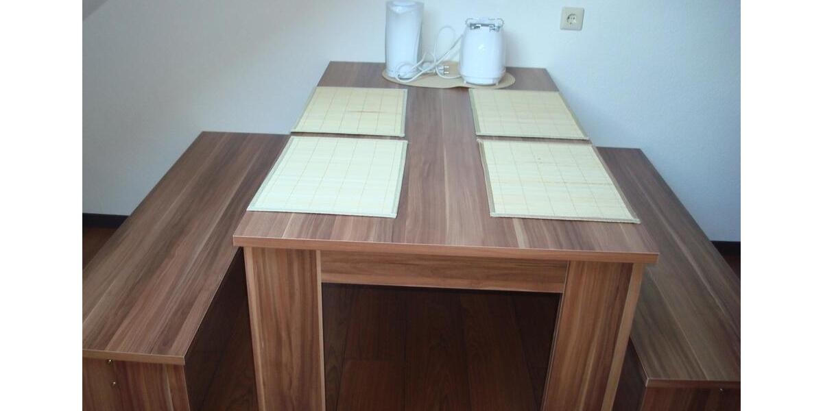 Dachgeschoßwohnung Villingen-Schwenningen Schwenningen - 1 Zimmer, 10 m&sup2;, 280&euro; | Angebot:26475896