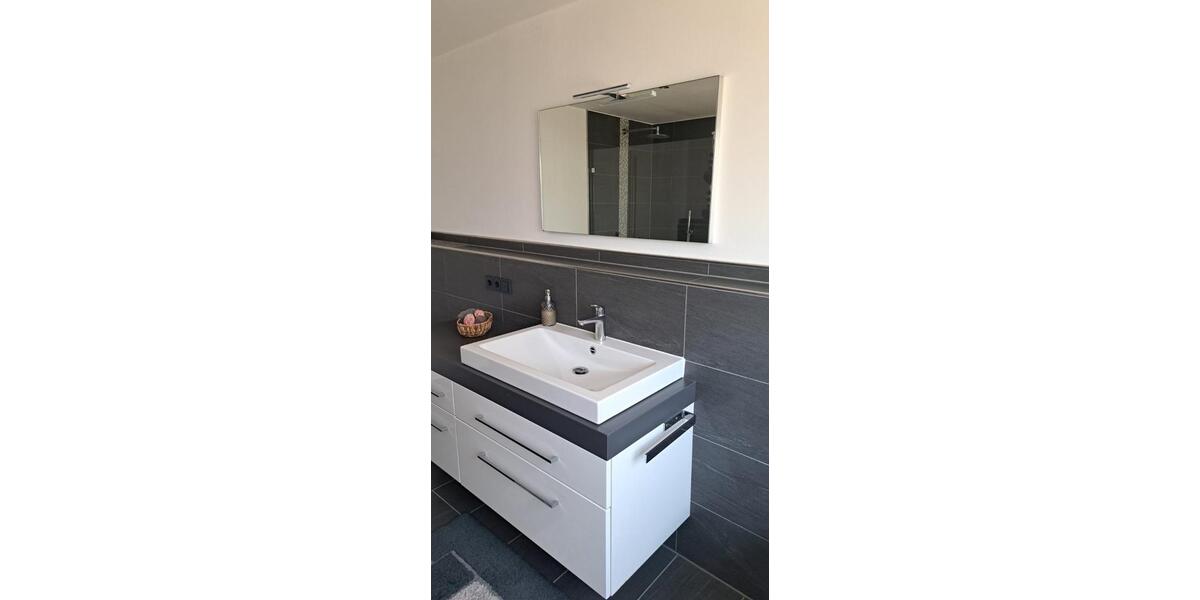 Erdgeschoßwohnung Bad Schwalbach - 2 Zimmer, 130 m&sup2;, 1.350&euro; | Angebot:26577808