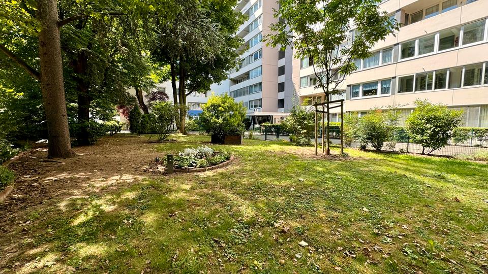 Möblierte 4-Zimmer-Wohnung mit Main- und Skylineblick im beliebten Offenbach Main Park 4 zimmer
