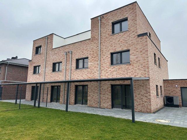 Etagenwohnung Gangelt - 5 Zimmer, 135 m&sup2;, 1.195&euro; | Angebot:26397810