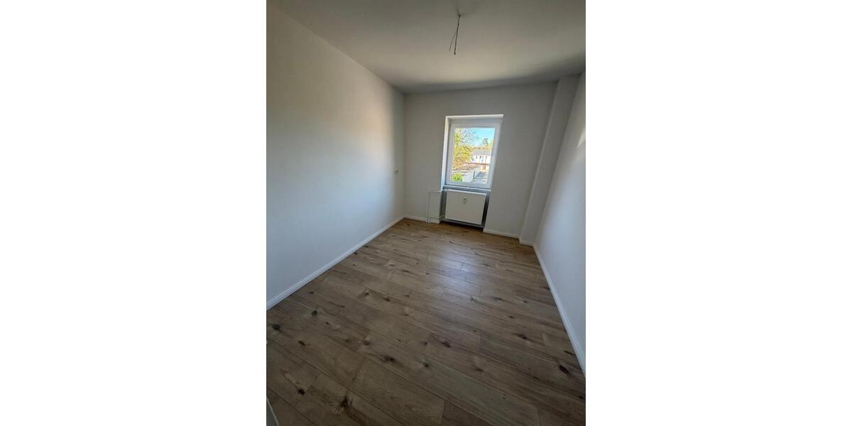 Etagenwohnung Südheide Unterlüß - 6 Zimmer, 137 m&sup2;, 825&euro; | Angebot:26535461