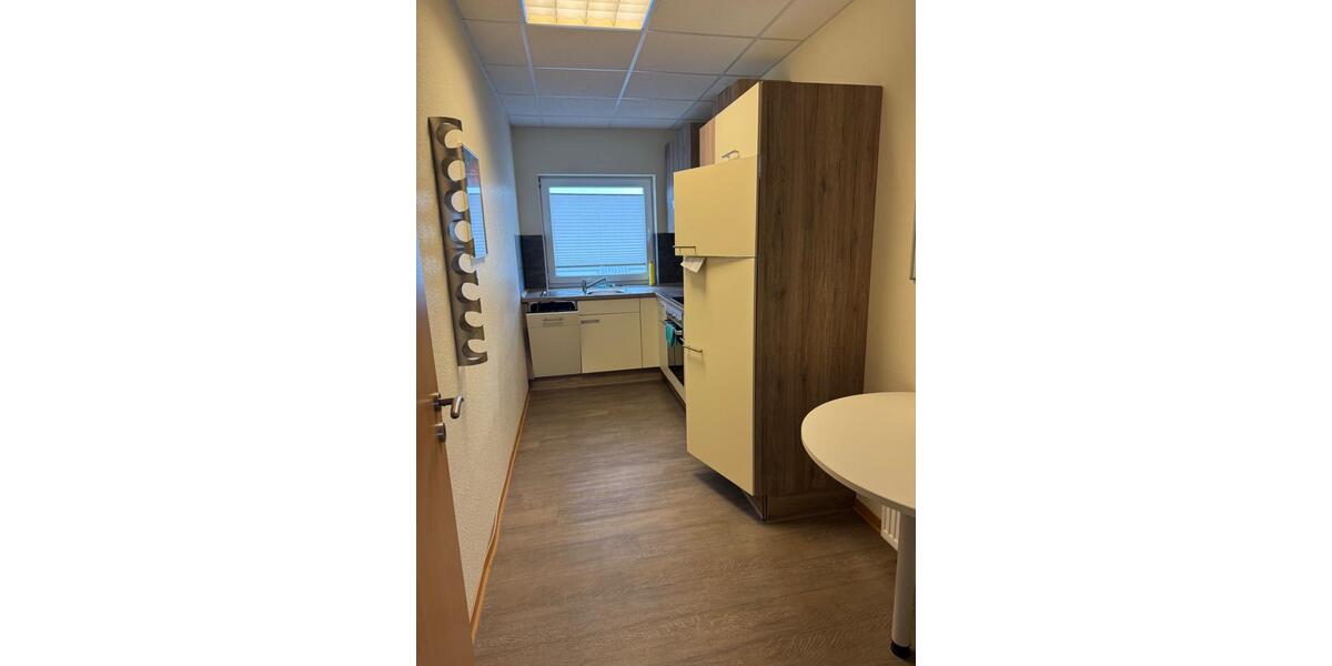 Gewerbeobjekt Wiefelstede - 1.700&euro; | Angebot:24869582