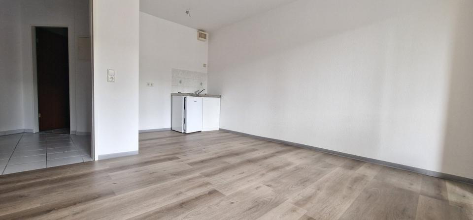 Etagenwohnung Bochum Bochum-Mitte - 1 Zimmer, 27 m&sup2;, 335&euro; | Angebot:24787311