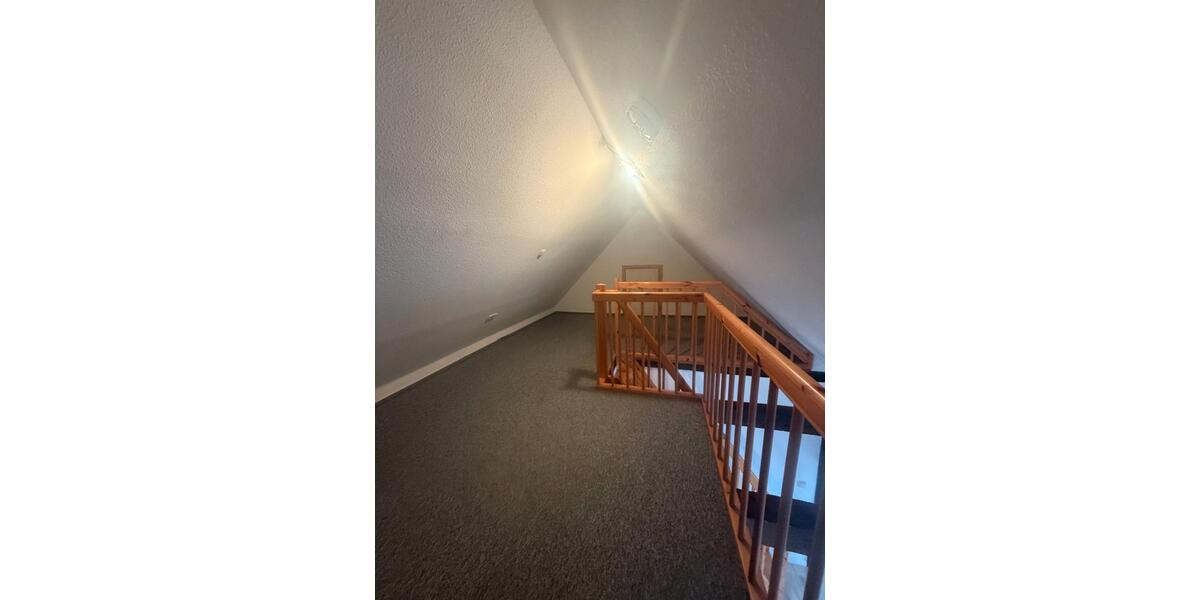 Dachgeschoßwohnung Halberstadt - 3 Zimmer, 78 m&sup2;, 390&euro; | Angebot:26144986