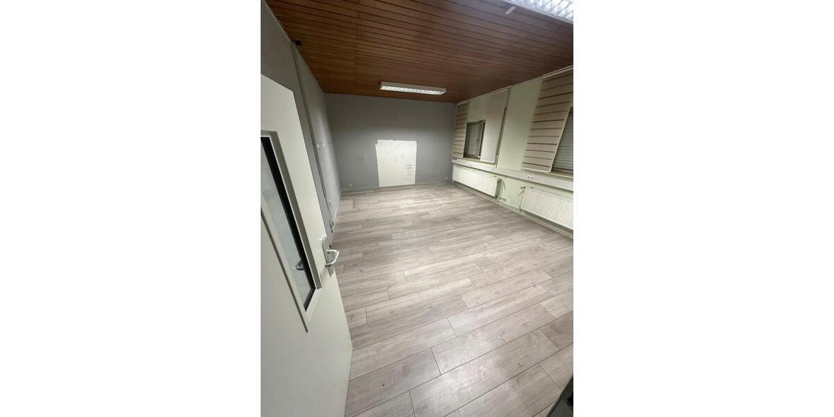 Gewerbeobjekt Schwalbach - 1.600&euro; | Angebot:24827794