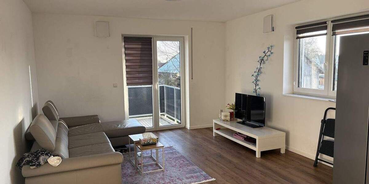 Etagenwohnung Aufhausen - 2 Zimmer, 59 m&sup2;, 685&euro; | Angebot:25779100