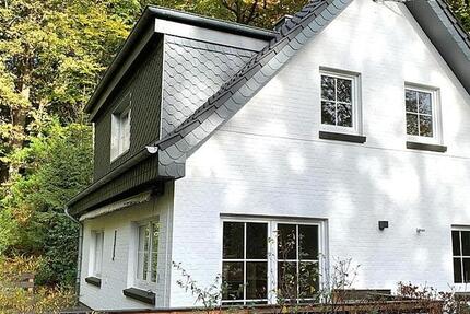 Haus Bendestorf - 3 Zimmer, 113 m&sup2;, 1.750&euro; | Angebot:24690721