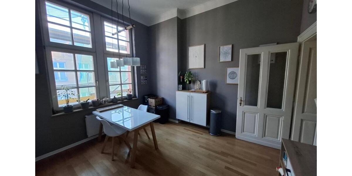 Etagenwohnung Aachen Aachen-Mitte - 2 Zimmer, 94 m&sup2;, 1.100&euro; | Angebot:26266775