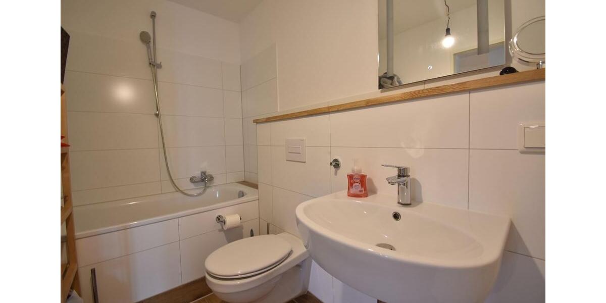 Etagenwohnung Düsseldorf Stadtbezirk 2 - 3 Zimmer, 106 m&sup2;, 1.650&euro; | Angebot:23457325
