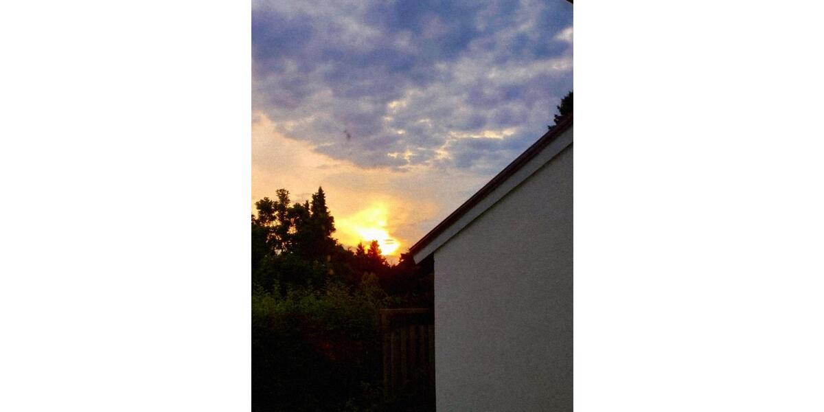 Sanierte, helle 95m2(2,5 Zimmer) Wohnung mit großer Terrasse 2.5 zimmer