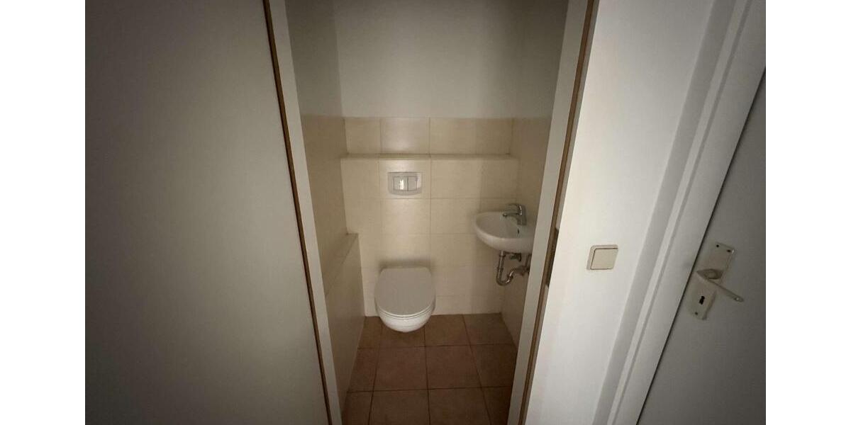 Etagenwohnung Brandenburg an der Havel - 3 Zimmer, 75 m&sup2;, 600&euro; | Angebot:26491022