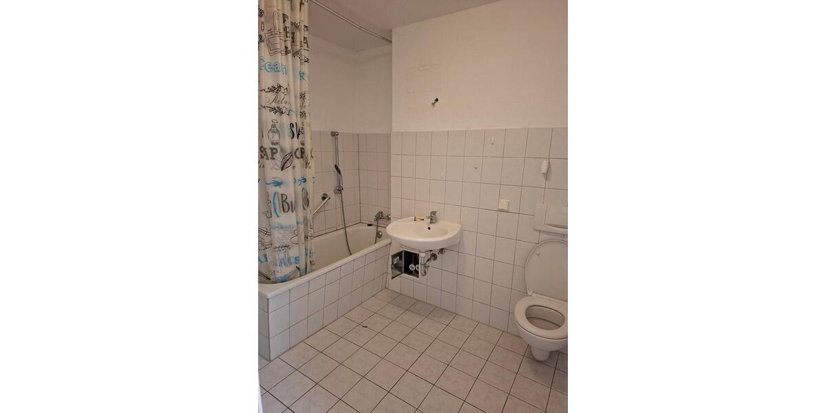 Dachgeschoßwohnung Nordhausen - 3 Zimmer, 62 m&sup2;, 323&euro; | Angebot:25648746