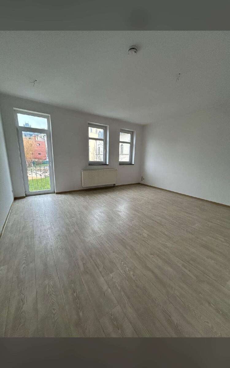 Wohnung zum Mieten in Treuen 393 € 65.45 m² 3 zimmer