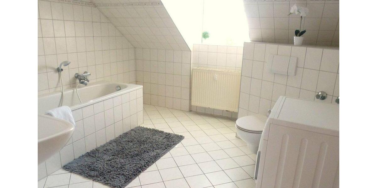 Etagenwohnung Amberg - 5 Zimmer, 140 m&sup2;, 130&euro; | Angebot:13488779