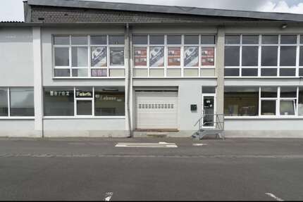 Halle in Hückelhoven 595 € 154 m² zimmer