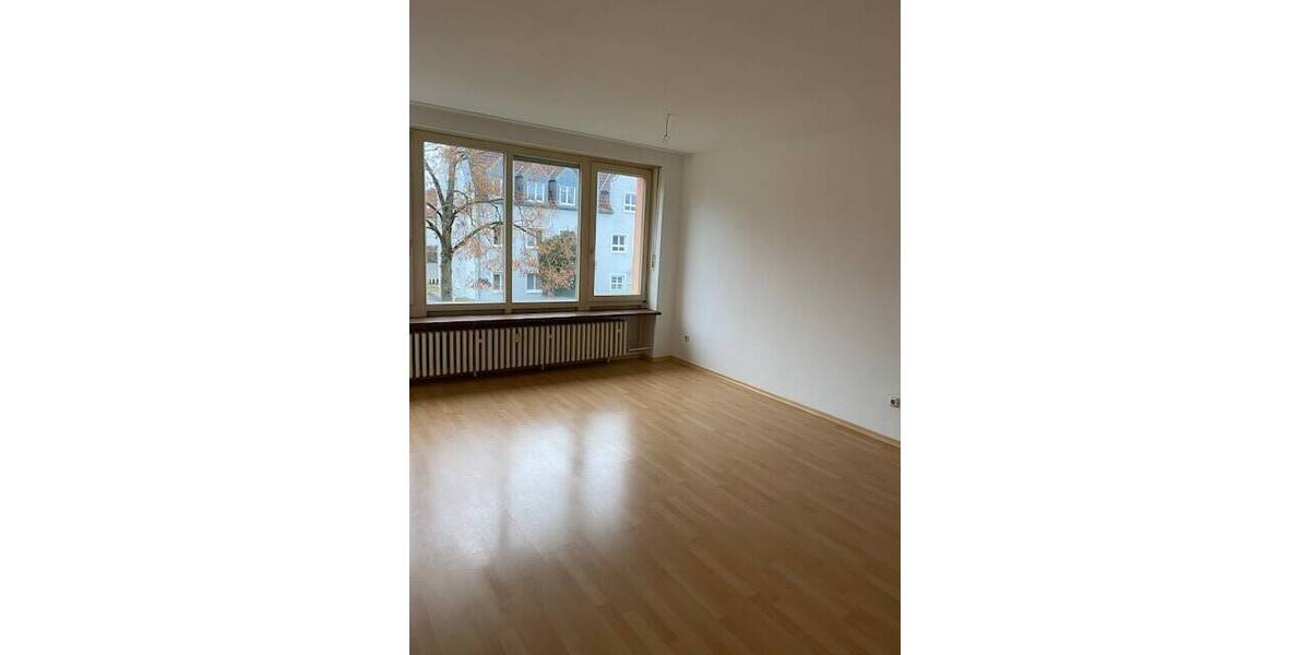 Etagenwohnung Plattling - 3 Zimmer, 92 m&sup2;, 890&euro; | Angebot:25985247