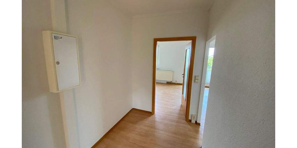 Etagenwohnung Suhl Neundorf - 4 Zimmer, 64 m&sup2;, 340&euro; | Angebot:25781338