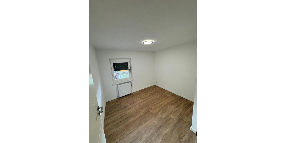 Etagenwohnung Mariaposching - 4 Zimmer, 75 m&sup2;, 800&euro; | Angebot:25840222