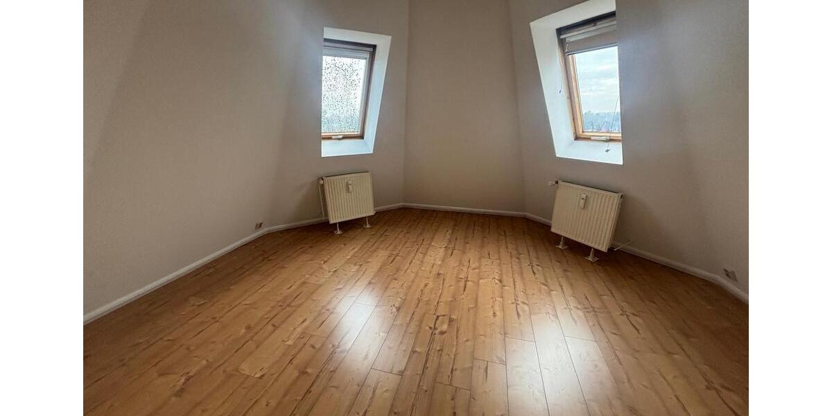 Dachgeschoßwohnung Salzwedel - 2 Zimmer, 45 m&sup2;, 270&euro; | Angebot:25022883