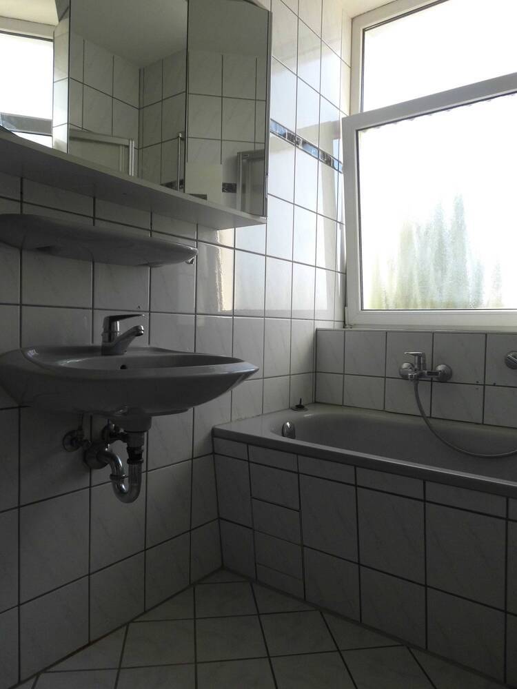 helle 2-RaumWohnung mit Einbauküche in Plagwitz
