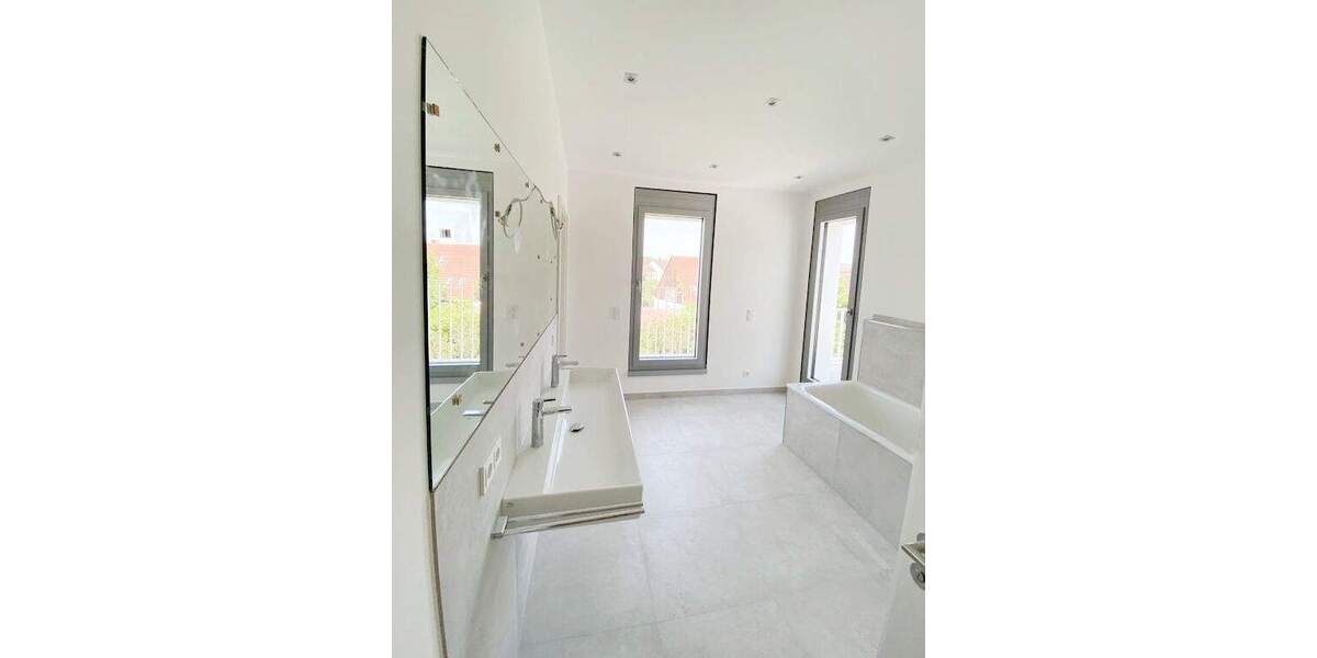 Etagenwohnung München Trudering-Riem - 3 Zimmer, 113 m&sup2;, 2.995&euro; | Angebot:25266063