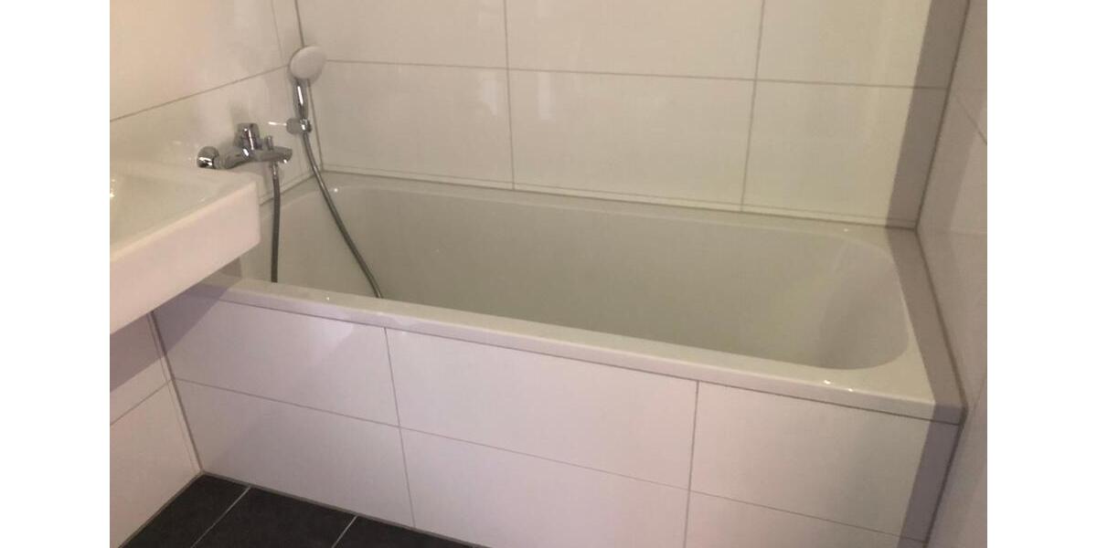 Etagenwohnung Ebersbach-Neugersdorf Neugersdorf - 3 Zimmer, 70 m&sup2;, 389&euro; | Angebot:24716877