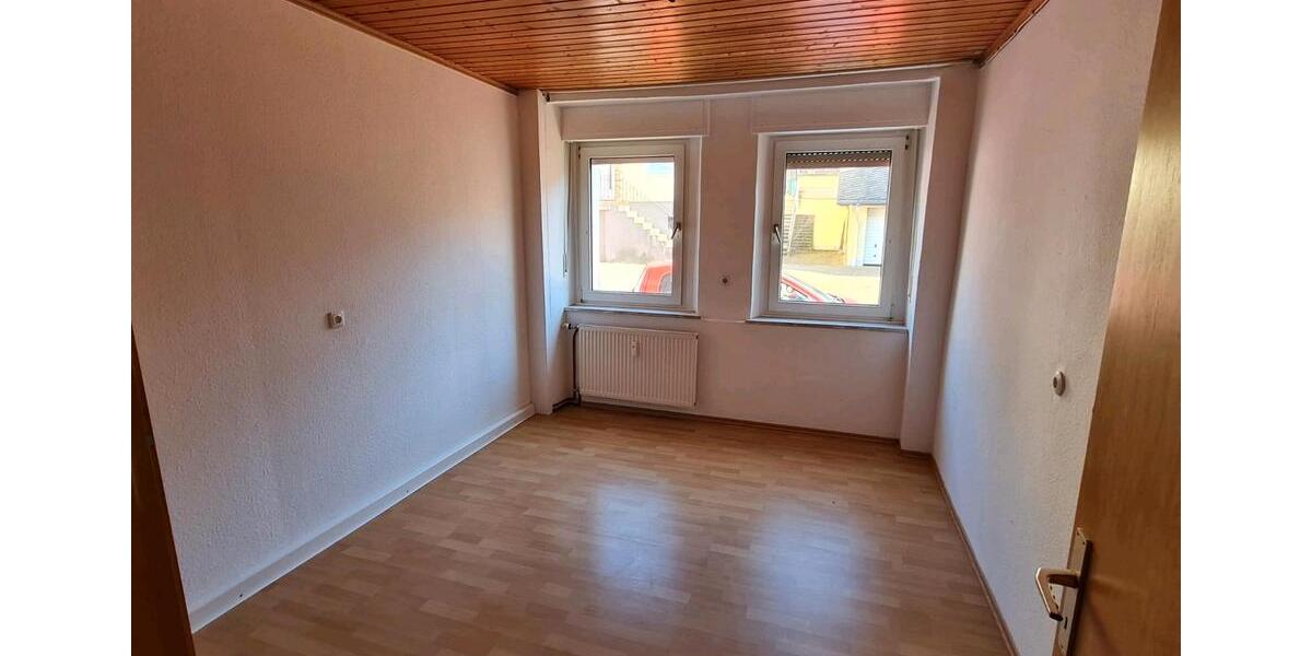 Etagenwohnung Lutzerath - 5.5 Zimmer, 132 m&sup2;, 690&euro; | Angebot:25828425