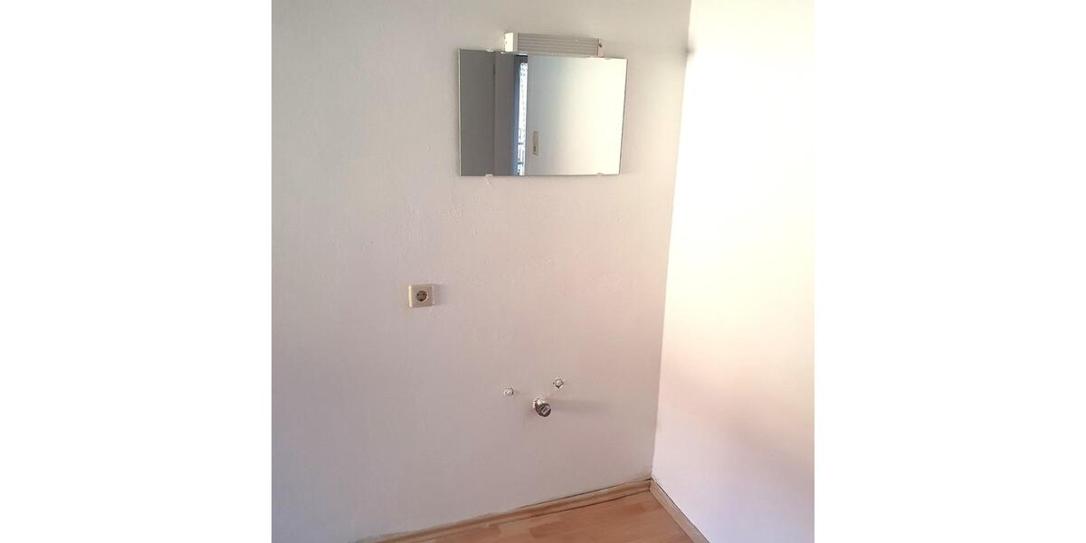 Etagenwohnung Bad Mergentheim - 4 Zimmer, 85 m&sup2;, 800&euro; | Angebot:25332641