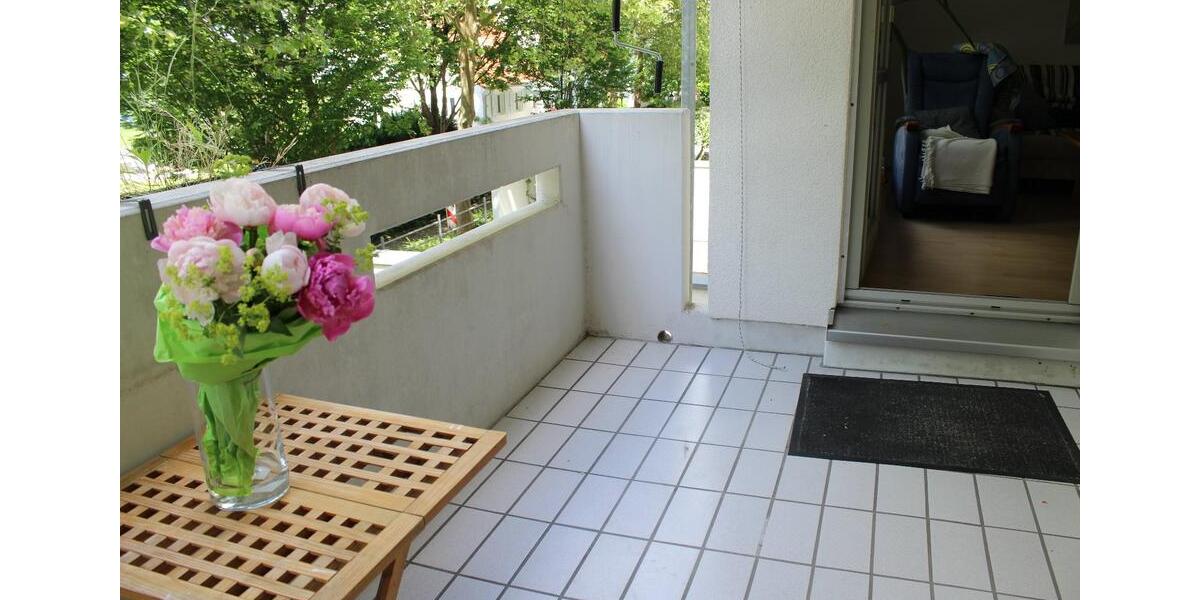 Etagenwohnung Offenburg - 2 Zimmer, 62 m&sup2;, 600&euro; | Angebot:26248959