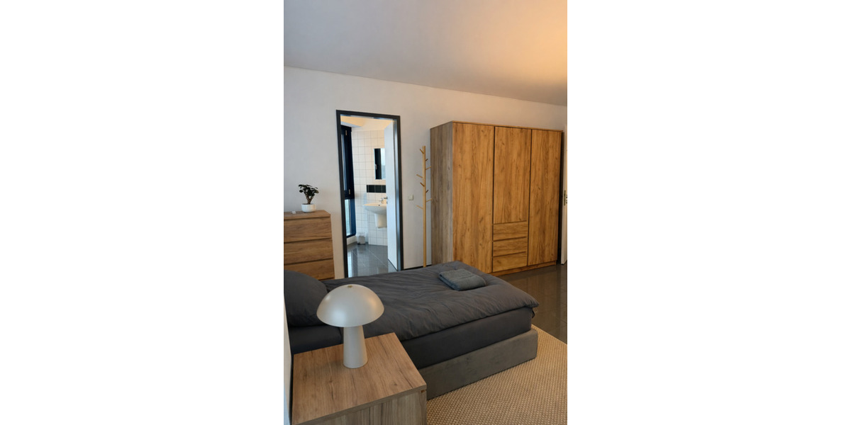 Wohnen auf Zeit Ludwigsfelde - 5 Zimmer, 188 m&sup2;, 20&euro; | Angebot:23515395