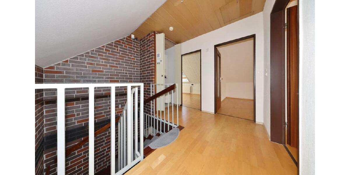 Doppelhaushälfte Wilhelmshaven Aldenburg - 5 Zimmer, 141 m&sup2;, 1.100&euro; | Angebot:26661195