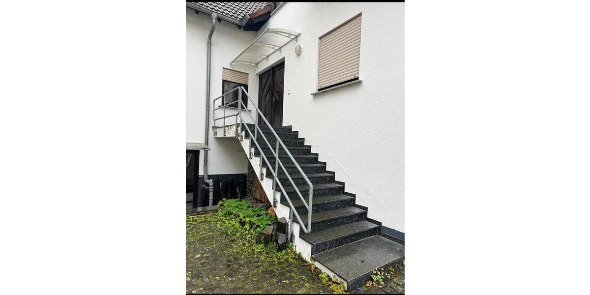 Etagenwohnung Ranstadt - 2 Zimmer, 89 m&sup2;, 890&euro; | Angebot:25907021