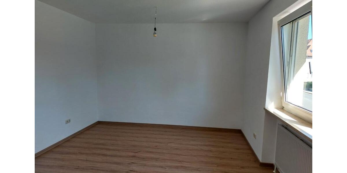 Etagenwohnung Bayreuth Meyernberg - 1 Zimmer, 30 m&sup2;, 350&euro; | Angebot:26394265